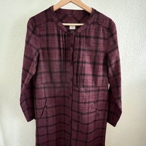 Poetry Dress: Wool/Viscose Knee Length, Like New